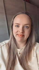 de Jong Anna